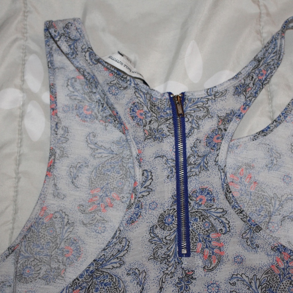Light, Cute Tanktop! - Picture 7 of 7